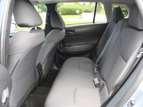 Used 2023 Toyota Corolla Cross LE w/ Moonroof Package AWD/4WD image 12