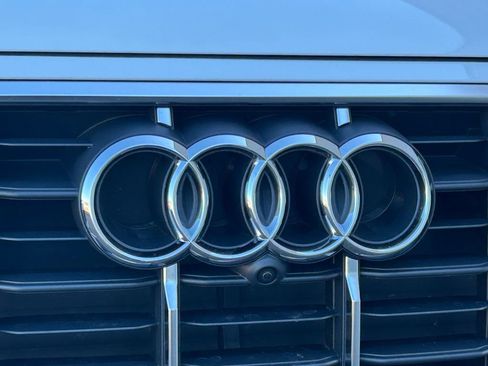 Used 2023 Audi Q7 3.0T Prestige image 44