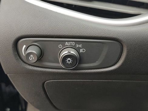 Used 2023 Chevrolet Malibu LT FWD image 24