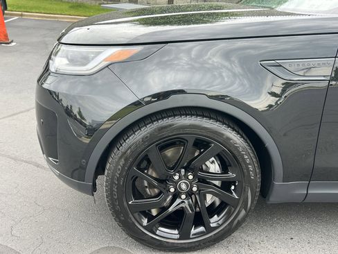 Certified 2025 Land Rover Discovery S AWD/4WD image 13