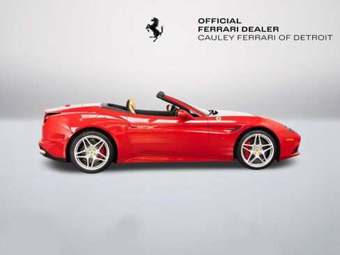 Certified 2017 Ferrari California T RWD image 9