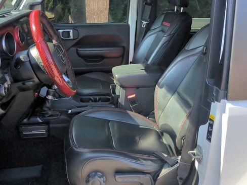 Used 2020 Jeep Wrangler Rubicon AWD/4WD image 11