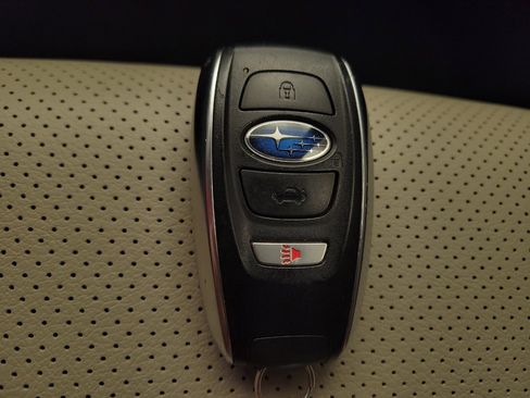 Used 2021 Subaru Impreza 2.0i Limited image 32