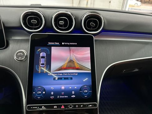 Used 2025 Mercedes-Benz C 300 Sedan image 15