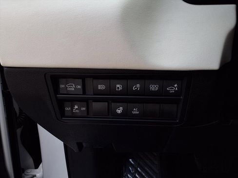 Certified 2025 Toyota Sequoia Capstone image 14