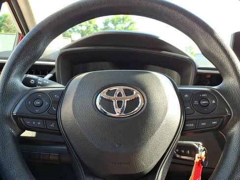 Used 2024 Toyota Corolla LE FWD image 26