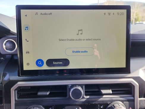 Used 2025 Toyota 4Runner Limited image 19