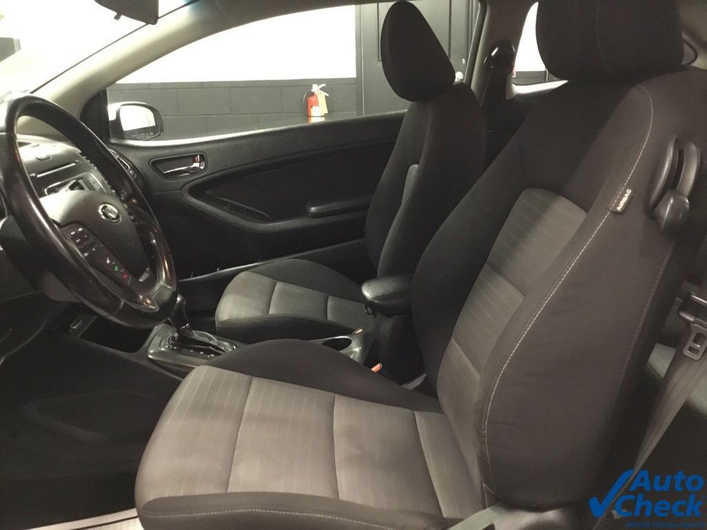 Used 2015 Kia Forte Koup EX FWD image 21