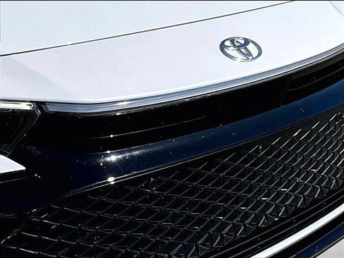 Used 2026 Toyota Crown Limited w/ Advanced Technology Package image 28