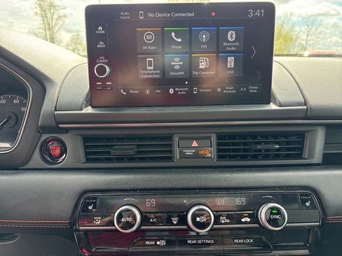 Used 2024 Honda Pilot TrailSport image 24