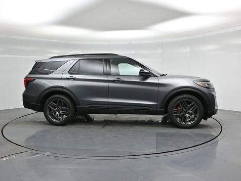 New 2026 Ford Explorer ST-Line w/ ST-Line Street Pack image 29