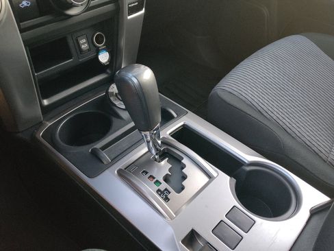Used 2019 Toyota 4Runner SR5 AWD/4WD image 26