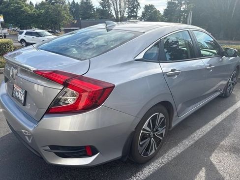 Used 2016 Honda Civic EX-T image 3
