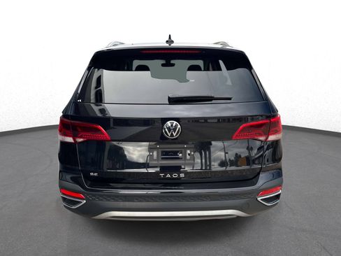 Used 2024 Volkswagen Taos SE FWD image 4