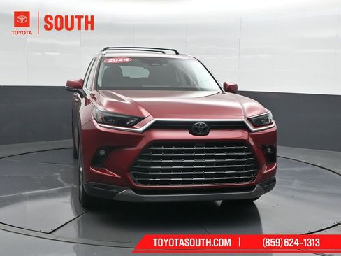 Used 2024 Toyota Grand Highlander Limited image 5