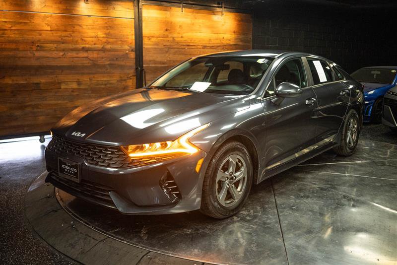 Used 2022 Kia K5 LXS FWD image 2