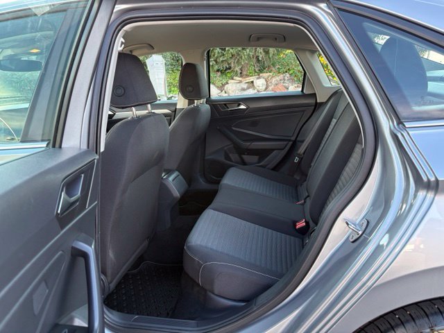 Used 2025 Volkswagen Jetta S FWD image 11