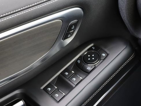 Certified 2025 Ford Expedition Platinum w/ Driver's Package image 28