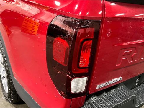 Used 2025 Honda Ridgeline RTL image 29
