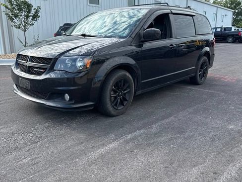 Used 2019 Dodge Grand Caravan GT FWD image 1