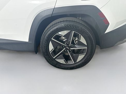 Used 2025 Hyundai Tucson SEL image 11