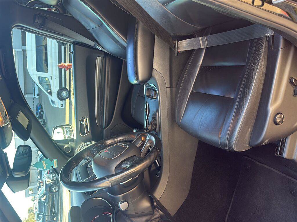 Used 2019 Dodge Durango GT RWD image 2
