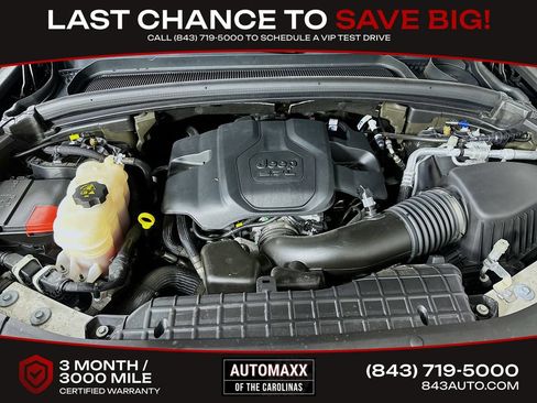 Used 2022 Jeep Grand Cherokee Summit w/ Luxury Tech Group V AWD/4WD image 9