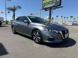 Certified 2022 Nissan Altima 2.5 SV image 1