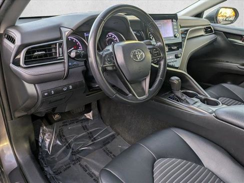 Used 2023 Toyota Camry SE image 10