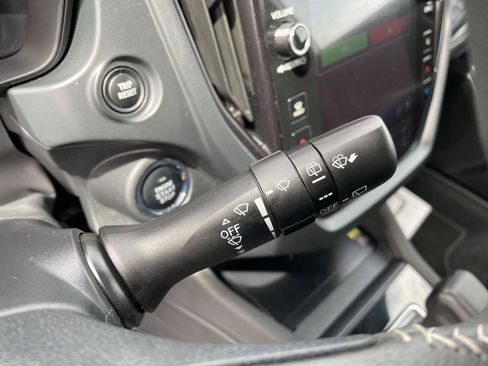 Used 2025 Subaru Forester Premium AWD/4WD image 16