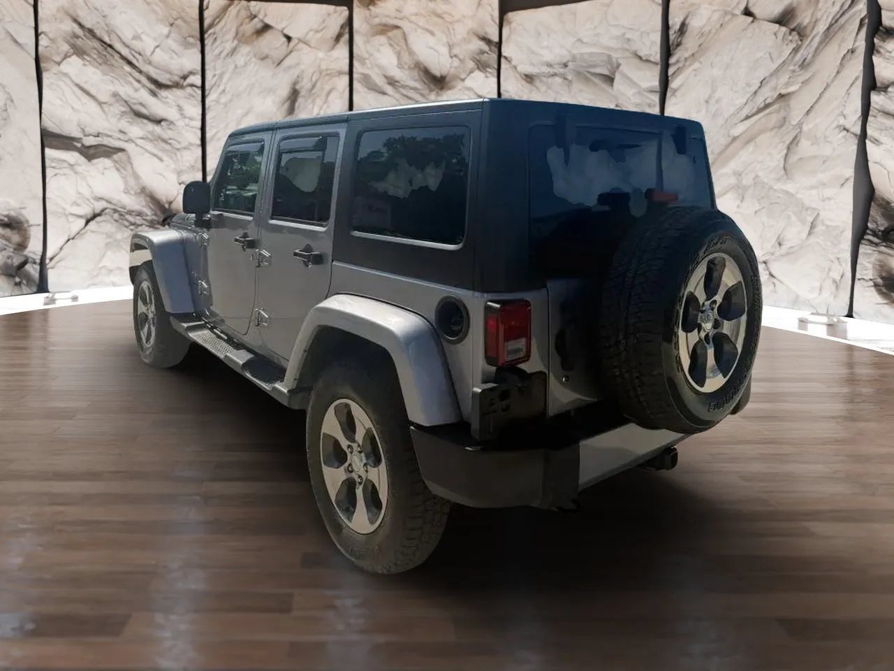 Used 2017 Jeep Wrangler Unlimited Sahara AWD/4WD image 5