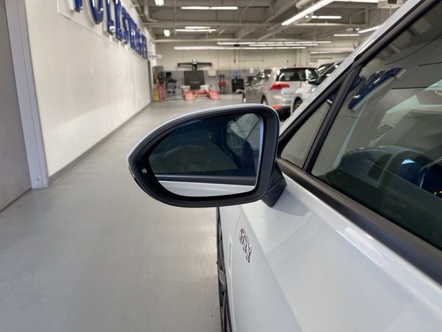 New 2026 Volkswagen GTI SE FWD image 13