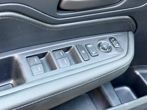 Used 2024 Honda Odyssey EX-L image 17