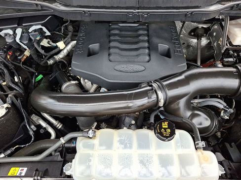 Certified 2022 Ford F150 XLT w/ Equipment Group 302A High image 27