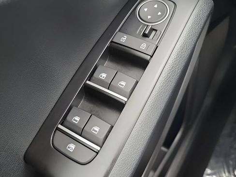 Used 2020 Kia Soul LX FWD image 18