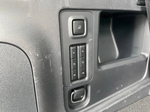 Used 2025 Ford Expedition Tremor AWD/4WD image 42