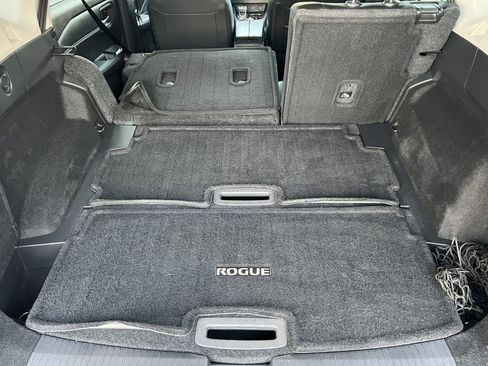 Used 2023 Nissan Rogue SL w/ SL Premium Package image 20