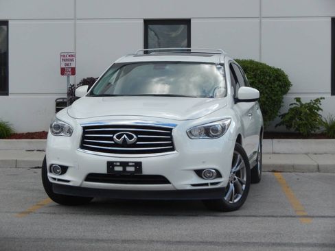 Used 2014 INFINITI QX60 FWD w/ Deluxe Touring Package image 6