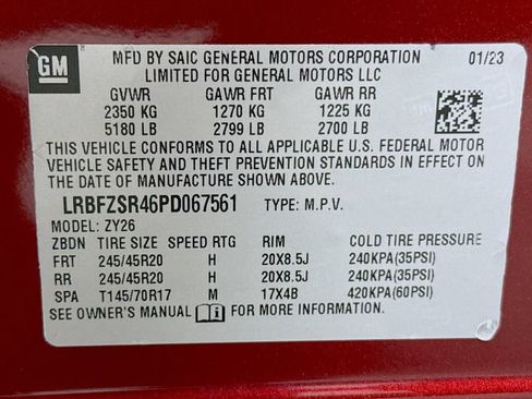 Used 2023 Buick Envision Avenir AWD/4WD image 33