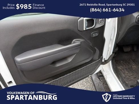 Used 2022 Jeep Wrangler Sport S image 32