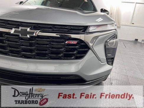 New 2026 Chevrolet Trax RS w/ Sunroof Package image 12