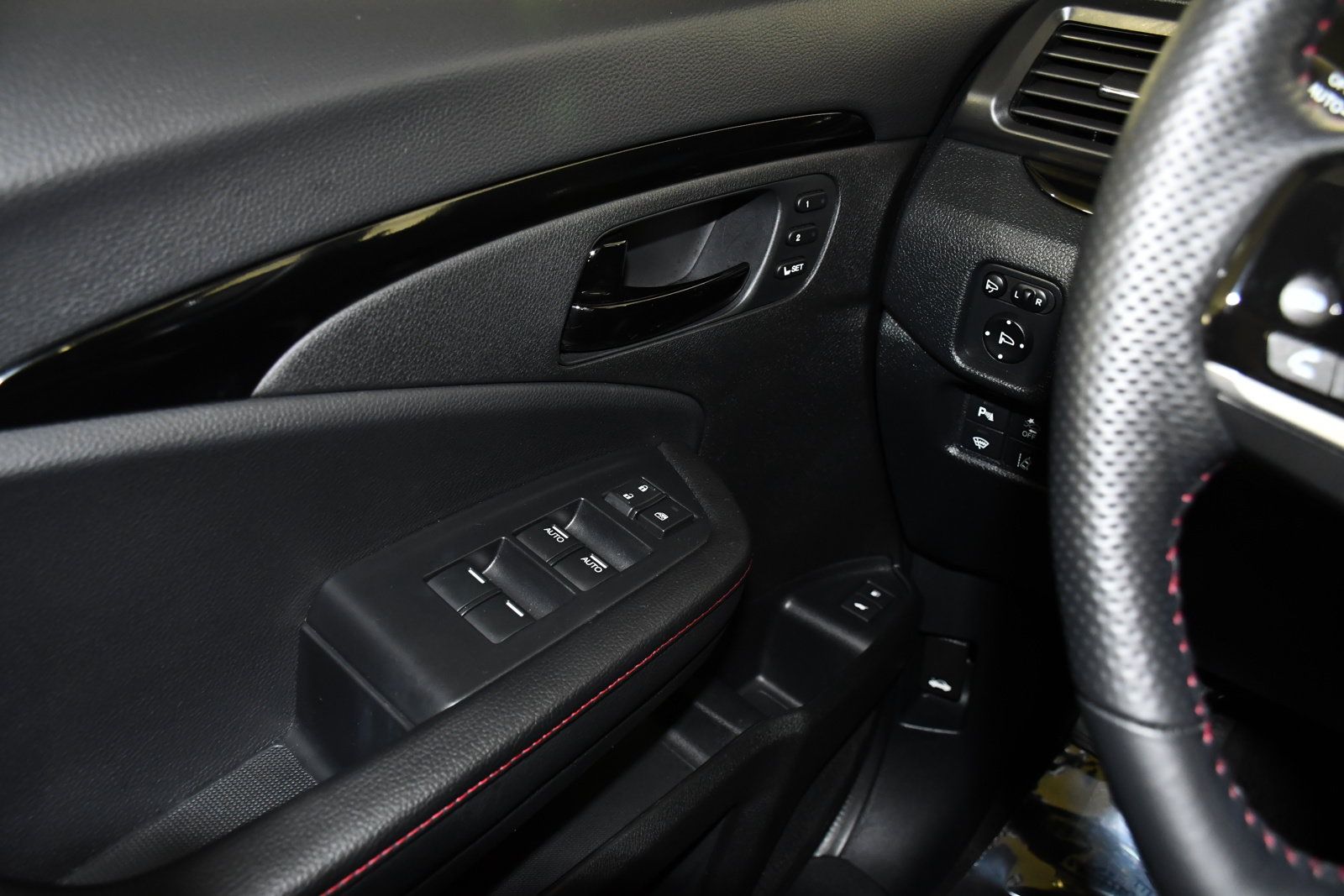Used 2024 Honda Passport Black Edition image 33