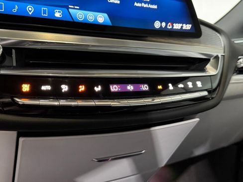 Certified 2024 Cadillac Lyriq Luxury RWD image 18