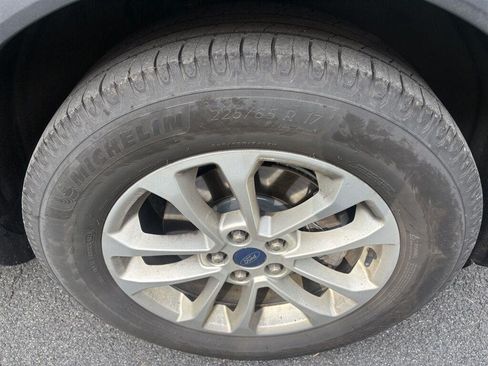 Used 2020 Ford Escape SE AWD/4WD image 9