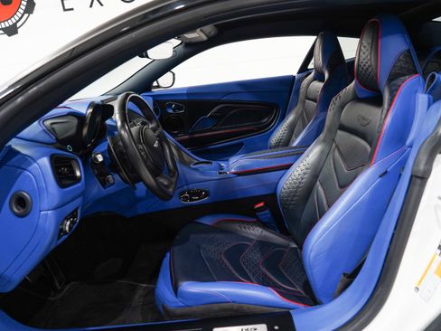Used 2020 Aston Martin DBS Superleggera RWD image 8