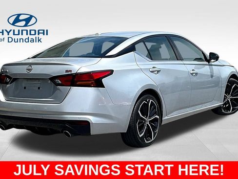 Used 2023 Nissan Altima 2.5 SR FWD image 7