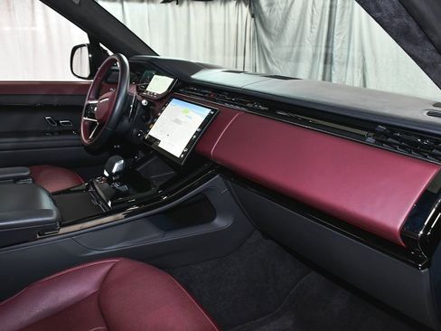 Used 2025 Land Rover Range Rover Sport Autobiography AWD/4WD image 64