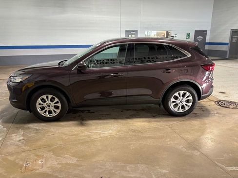 Certified 2023 Ford Escape Active w/ Tech Pack #2 image 5