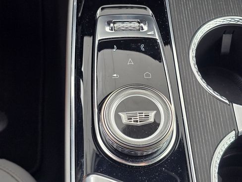 Used 2024 Cadillac Lyriq Sport AWD/4WD image 44