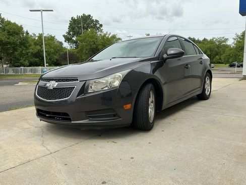 Used 2014 Chevrolet Cruze LT FWD image 3